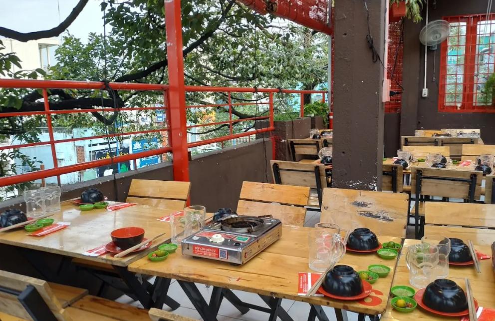 Lẩu gà ớt hiểm 109