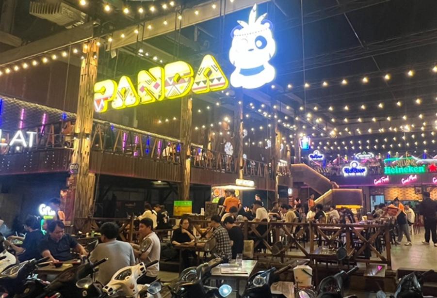 Panda BBQ - Quán nhậu Phạm Văn Đồng đông đúc