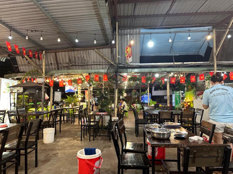 Cây Bàng - Quán nhậu Quận 8 thoáng đãng