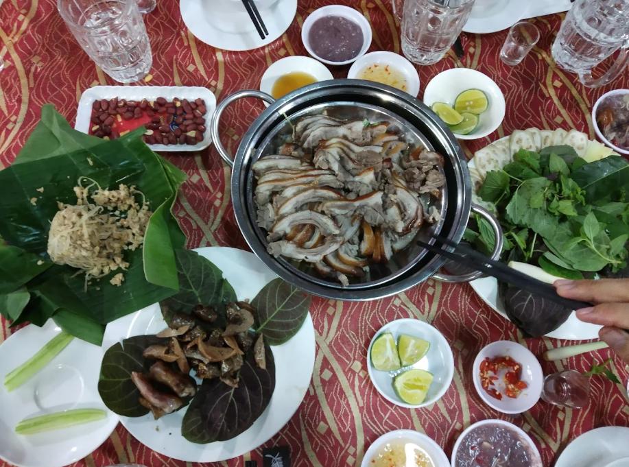 Quán nhậu Trung Chim độc lạ