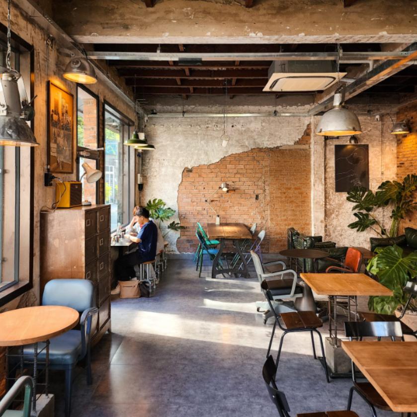 Pờ Cafe - Quán cafe Bình Thạnh hot hit