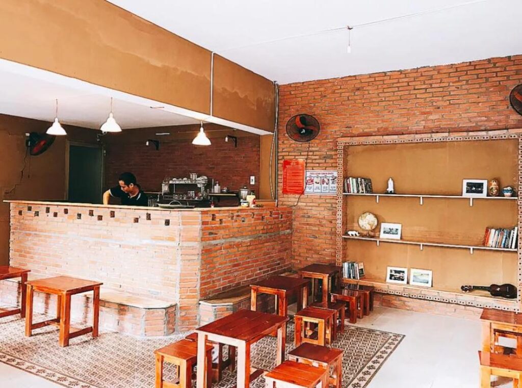 Cà phê Công xưởng