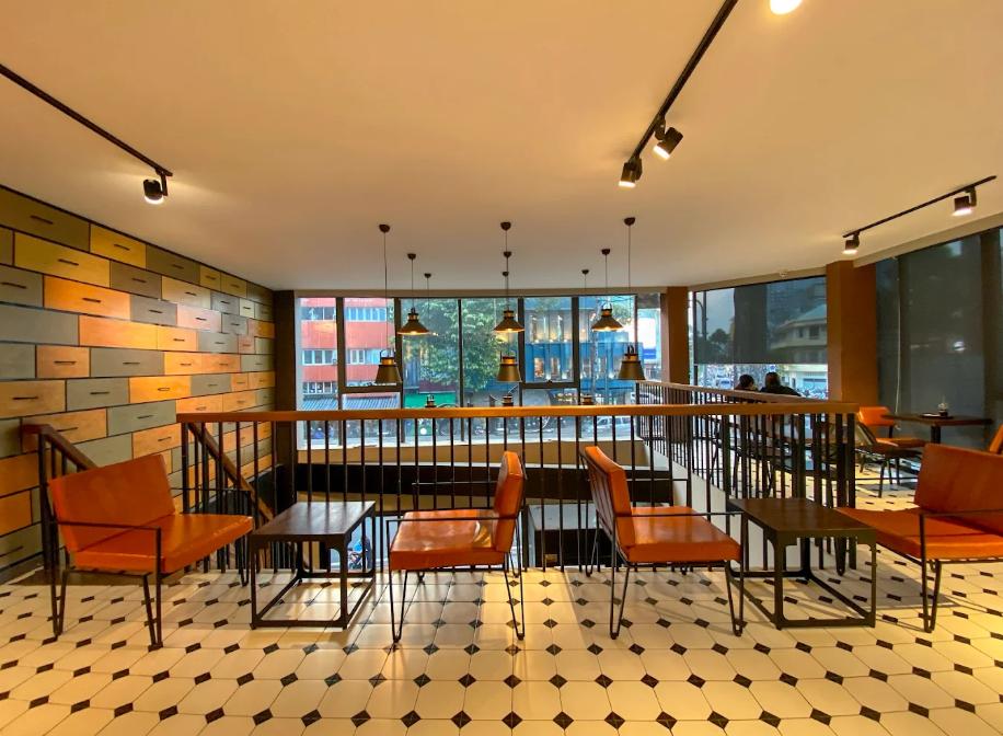 Otis Coffee & Tea - Quán cafe Quận 5 có không gian rộng rãi