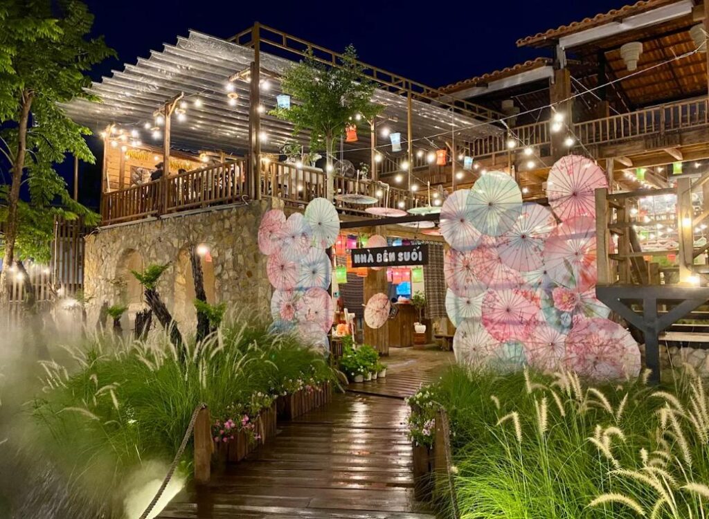 Ngôi Làng Trên Mây - Quán cafe Thủ Đức đậm vibe Đà Lạt