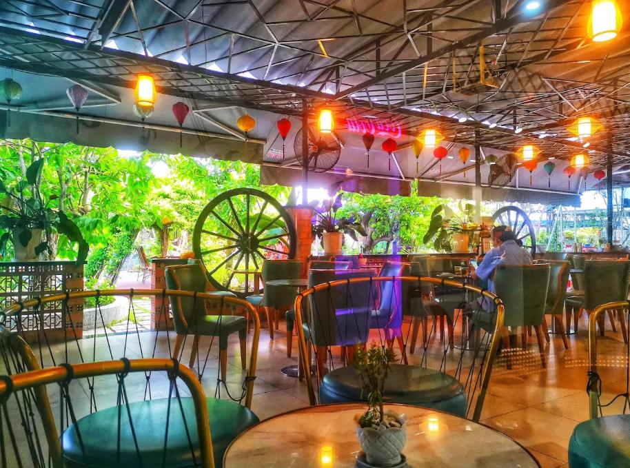 Vườn Lan Coffee - Quán cafe Bình Chánh thư giãn