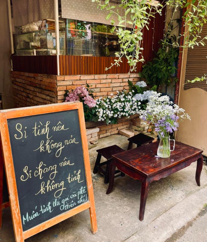 Quán cafe Tân Bình Hiên Cúc Trắng